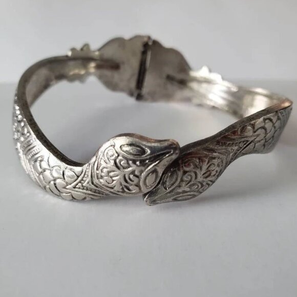 Pewter Snake Reptile Hinge Cuff Bracelet - Picture 1 of 9